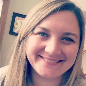 Meet your Posher, Savannah